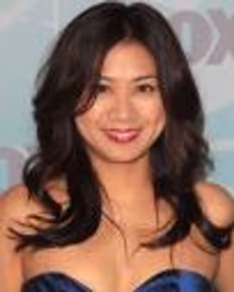Liza Lapira Headshot