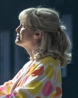 Emily Wachter Headshot