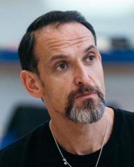 Nicholas Khan Headshot