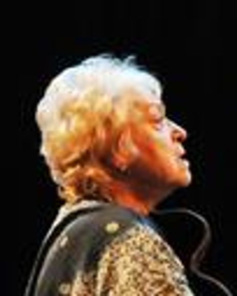 Pamela Fields Headshot