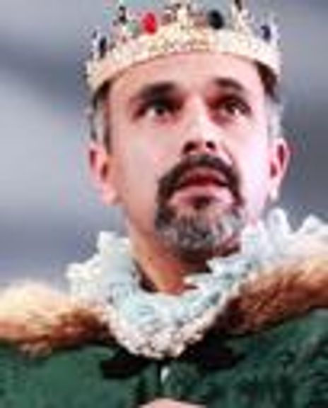 Dennis Vargas Headshot