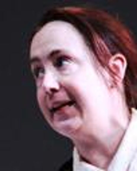 Erika Iverson Headshot