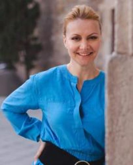 Iskritsa Ognianova Headshot