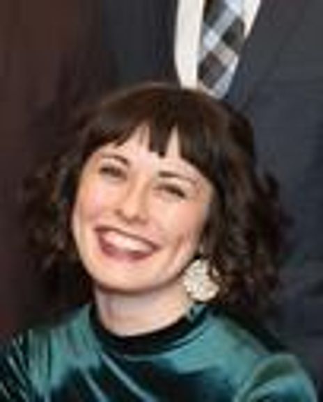 Talia Thiesfeld Headshot