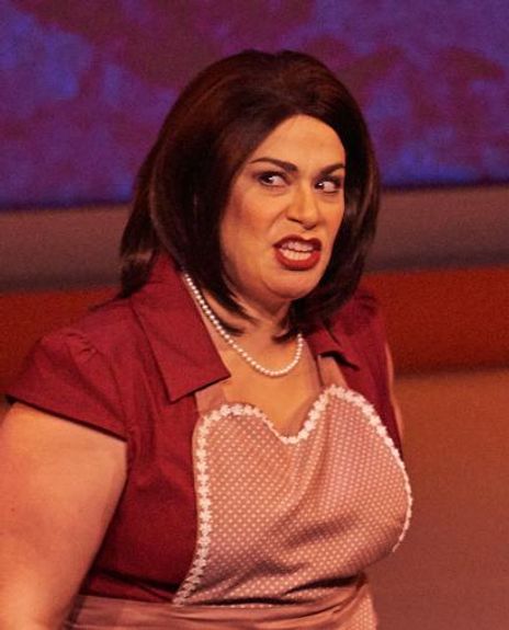 Gina Rickicki Headshot