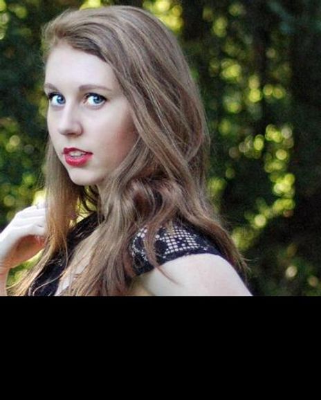 Isabelle Lundin Headshot