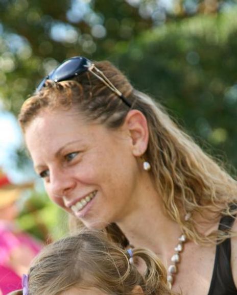 Amelia Cutara Headshot