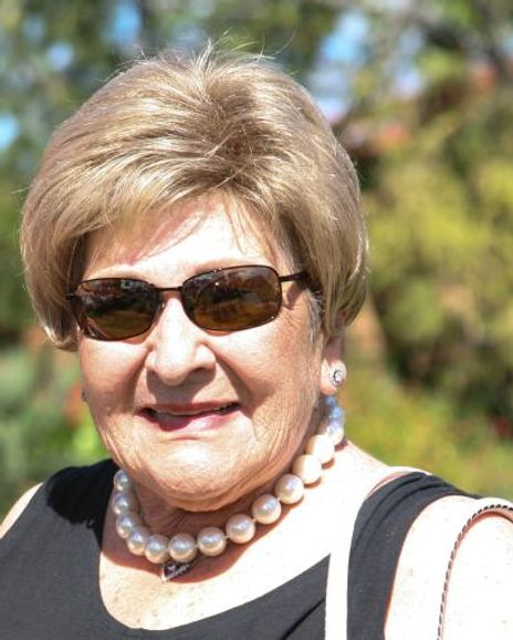 Eileen Wishnow Headshot