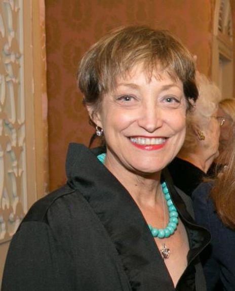 Charlotte Pelton Headshot