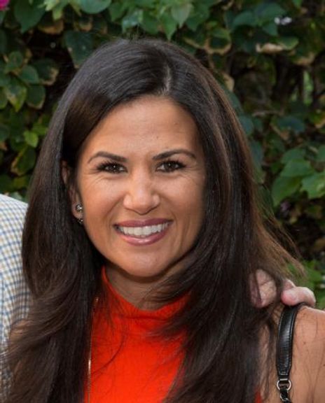 Kelly Rooney Headshot