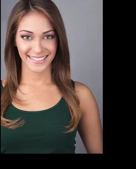 Shani Talmor Headshot