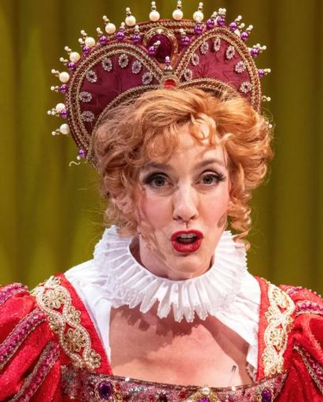 Jill Blackwood Headshot