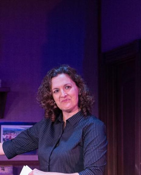 Kate Dunlop Tomatis Headshot