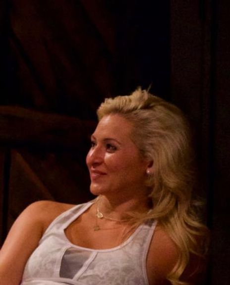 Lauren DeFilippo Headshot