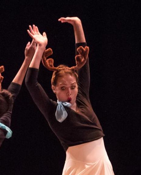 Kelsey Hellebuyck Headshot