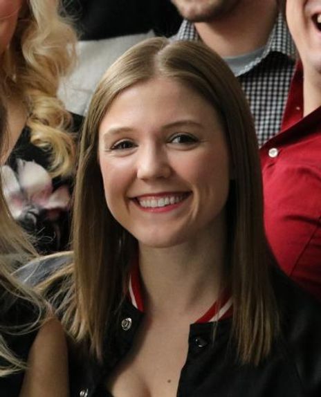 Mallory Vallier Headshot