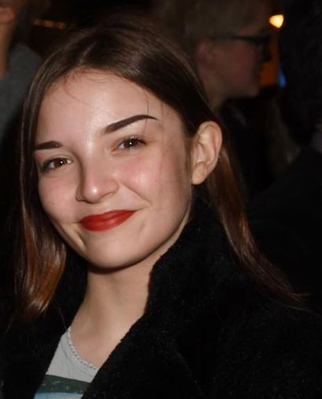 Dolly Loveday Headshot