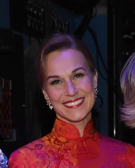 Joanne Riding Headshot