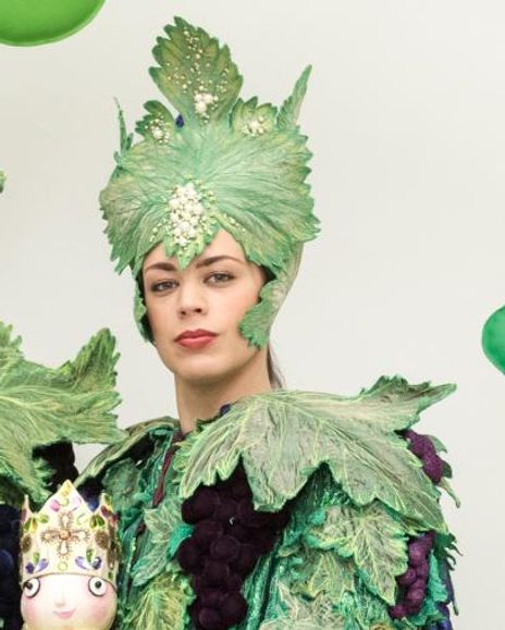 Stephanie Rutherford Headshot