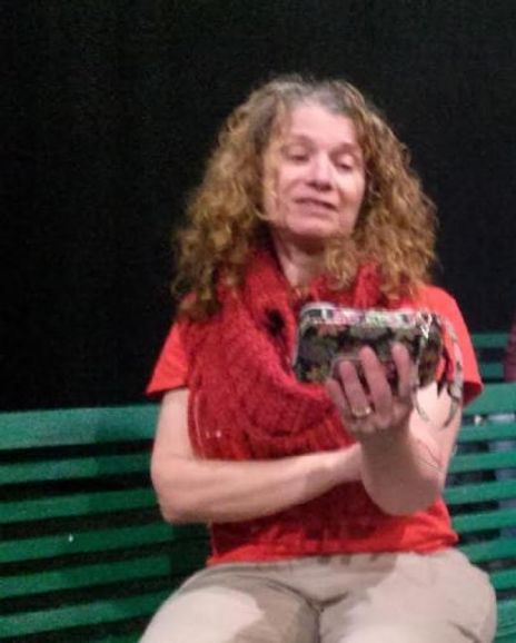 Barbara Thomas Headshot