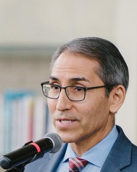 Arthur Espinoza Headshot