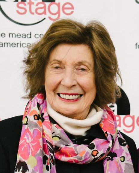 Margaret Tomlinson Headshot