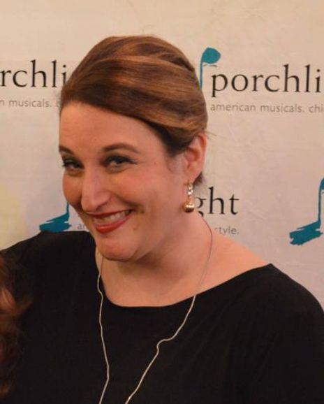 Genevieve Thiers Headshot