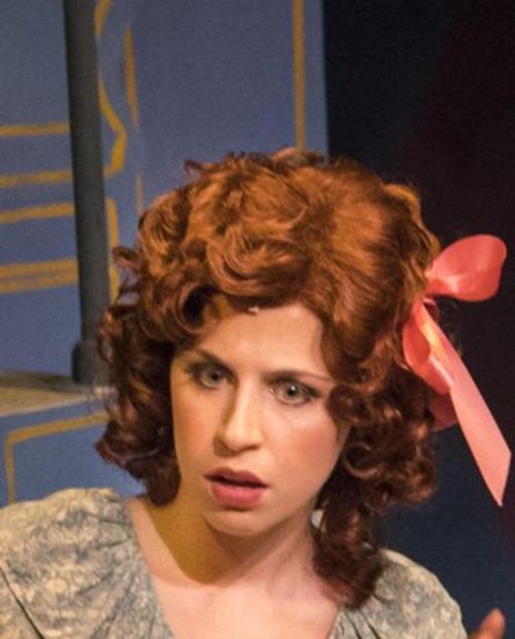 Lauren Meyer Headshot