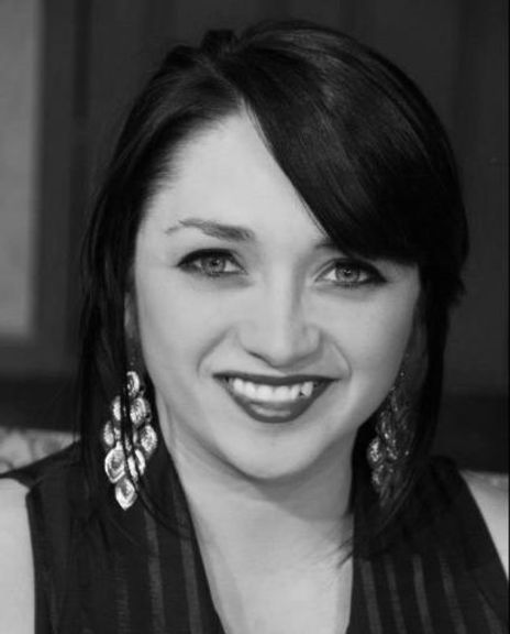 Natalie Lewis Headshot