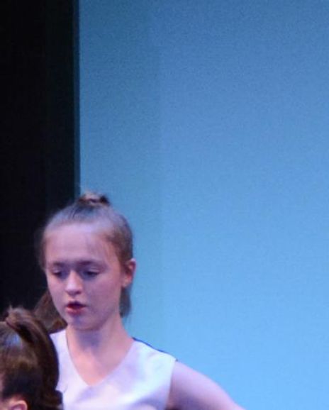 Sammi Lenzi Headshot