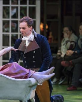 Benjamin Russell Headshot