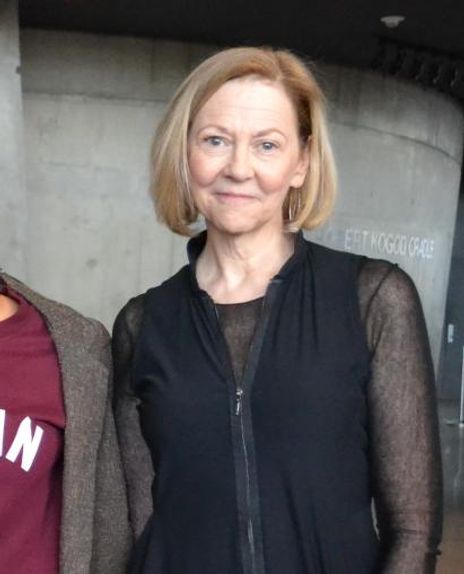 Lorene Chesley Headshot