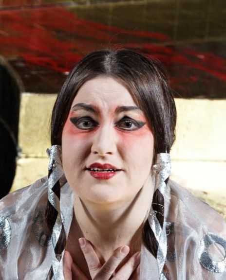 Alexandra Loutsion Headshot