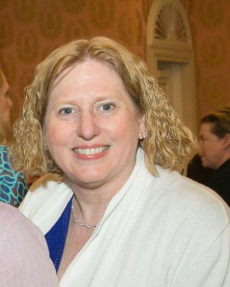 Christine Worley Headshot