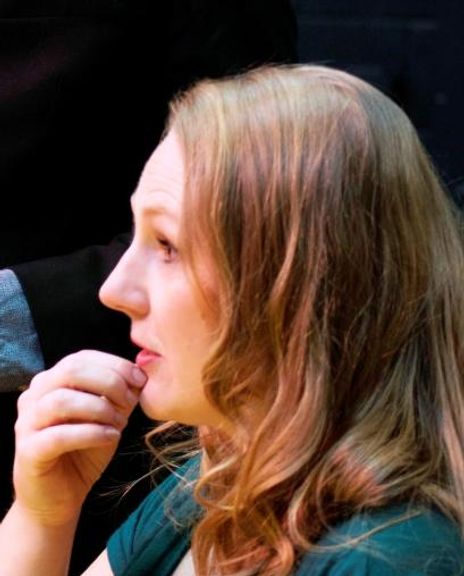 Genevieve Price Headshot