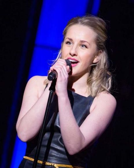 Jeanna deWaal Headshot