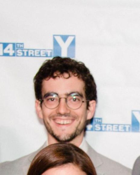 Juan Poeblo Correa Headshot