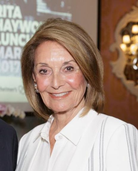 Lynn Huberman Headshot