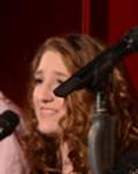 Nadia Jewel Vito Headshot