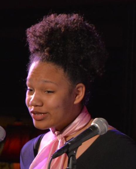 Lauren Bryant Headshot