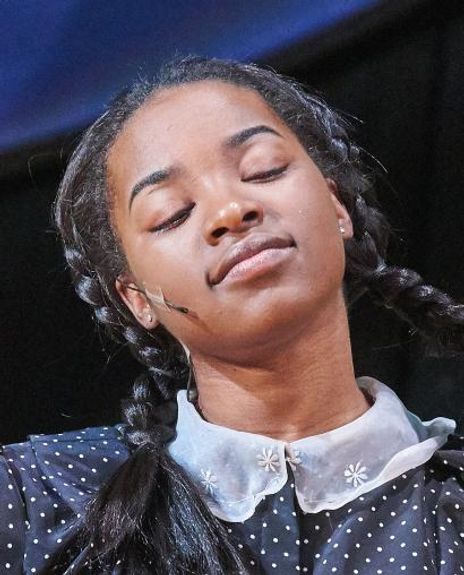 Chelsea Reynolds Headshot