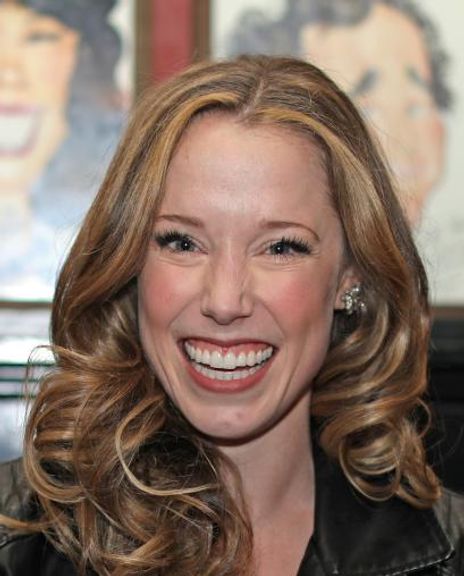 Anne Wechsler Headshot