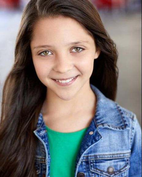 Emily Strugatsky Headshot
