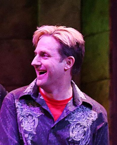 Roger Dunbar Headshot