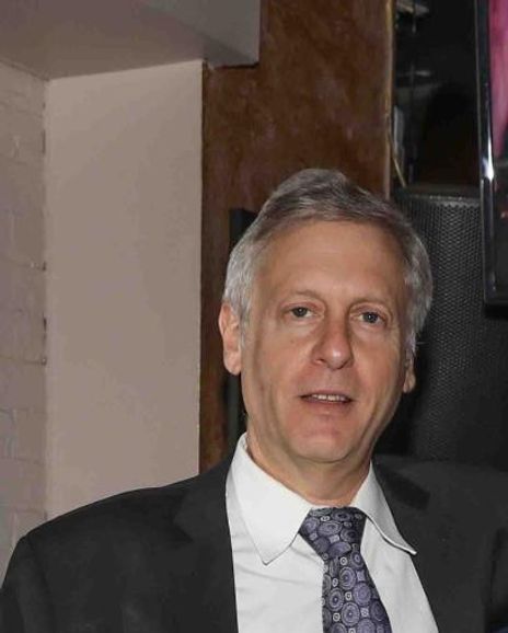 Mark Suskin Headshot