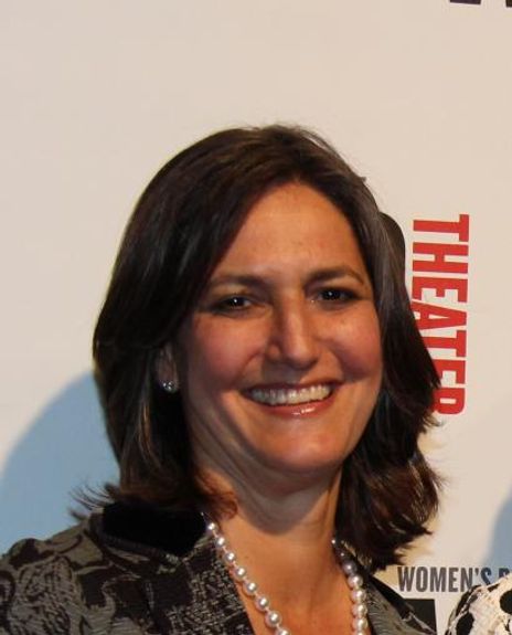 Sandy Ashendorf Headshot