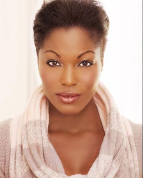 Cheli Smith Headshot