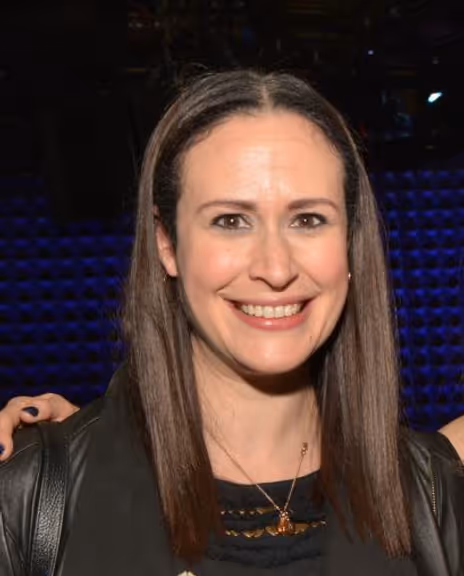 Hilary Rosen Goldfine Headshot