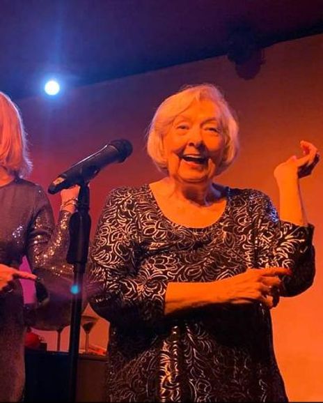 Evangeline Johns Headshot