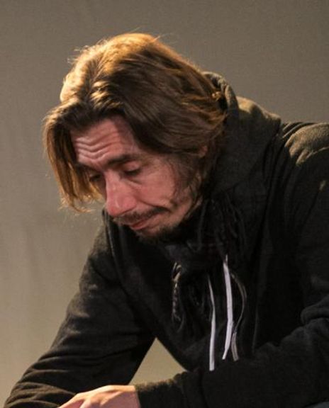 Philippe Spall Headshot